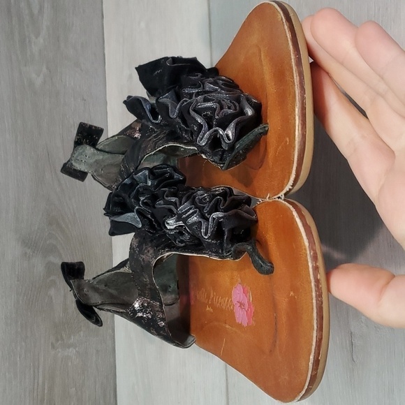 Anthropologie Poetric Licence Womens Comfort Y2K Bow Thong Sandals shoes sz 9.5 - Picture 5 of 12